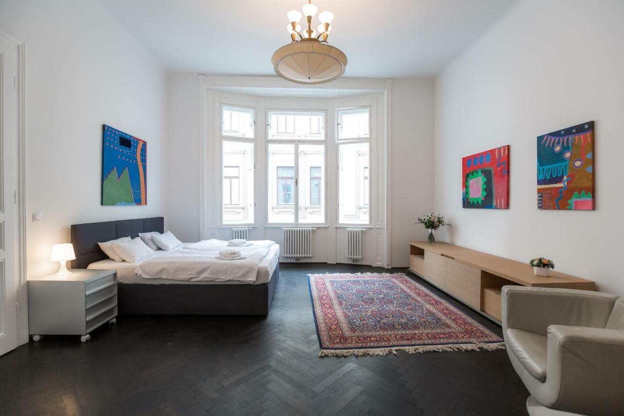 Grand Soho Apartment Vienna Exterior photo