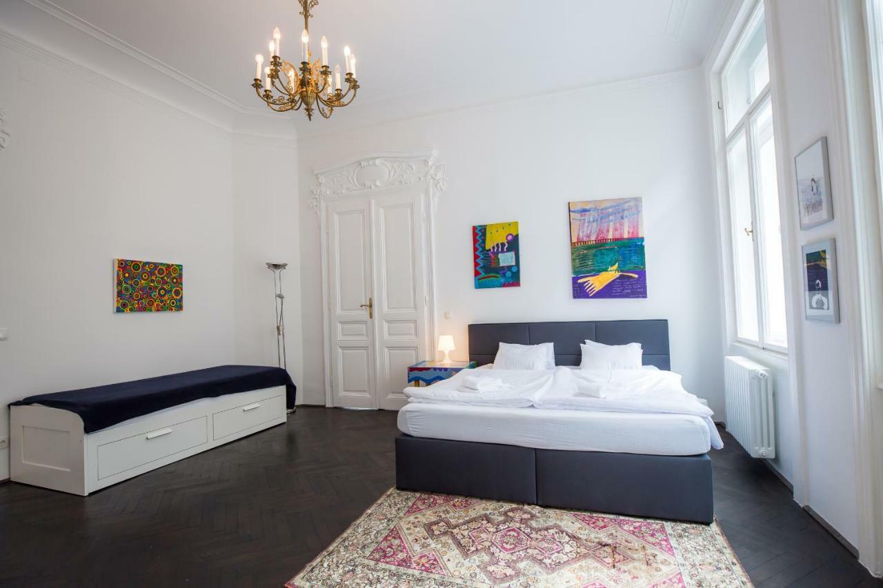 Grand Soho Apartment Vienna Exterior photo