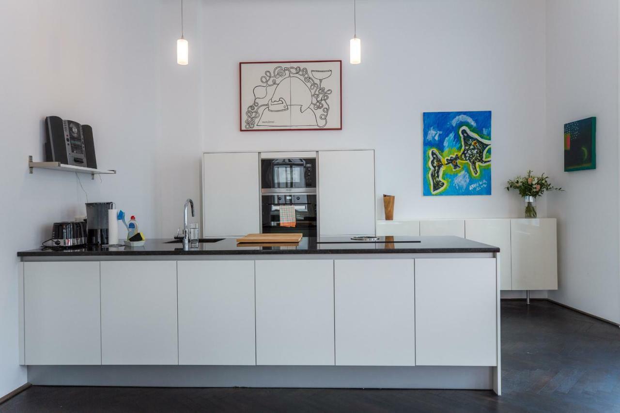 Grand Soho Apartment Vienna Exterior photo