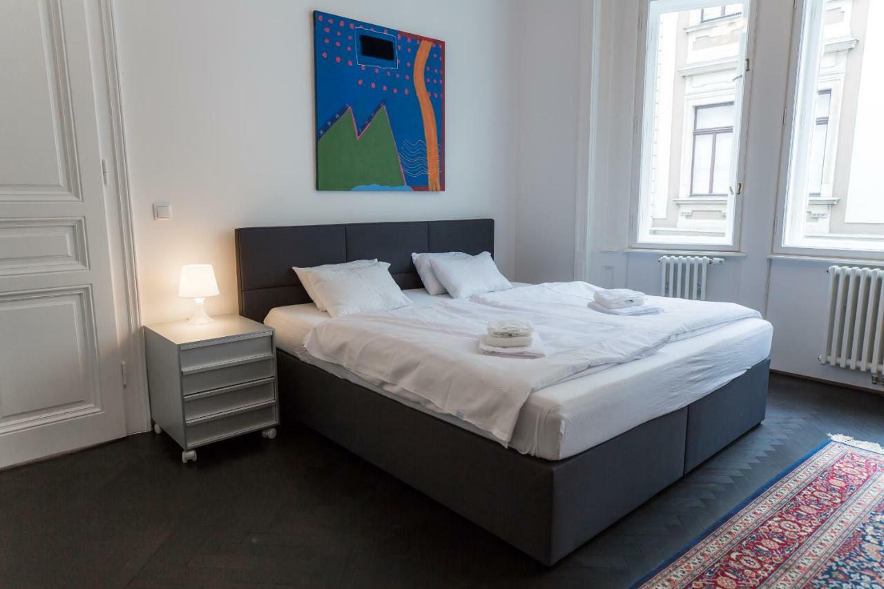 Grand Soho Apartment Vienna Exterior photo