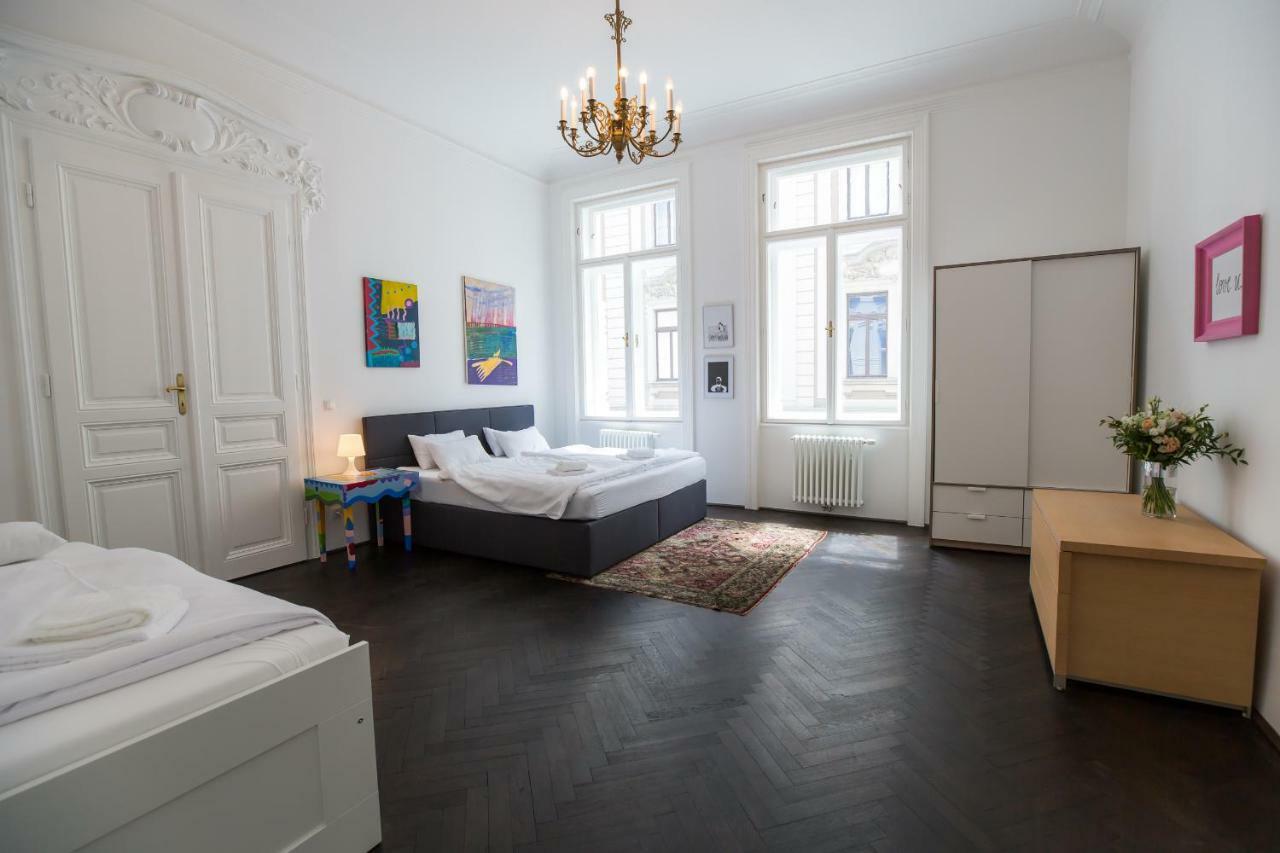 Grand Soho Apartment Vienna Exterior photo